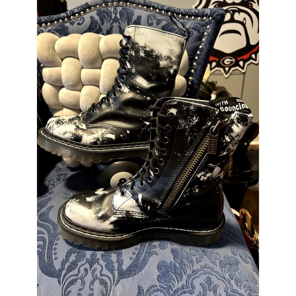 Dr Martens 1490 NIN Nine Inch Nails size 9/EU 41 - Picture 2 of 9